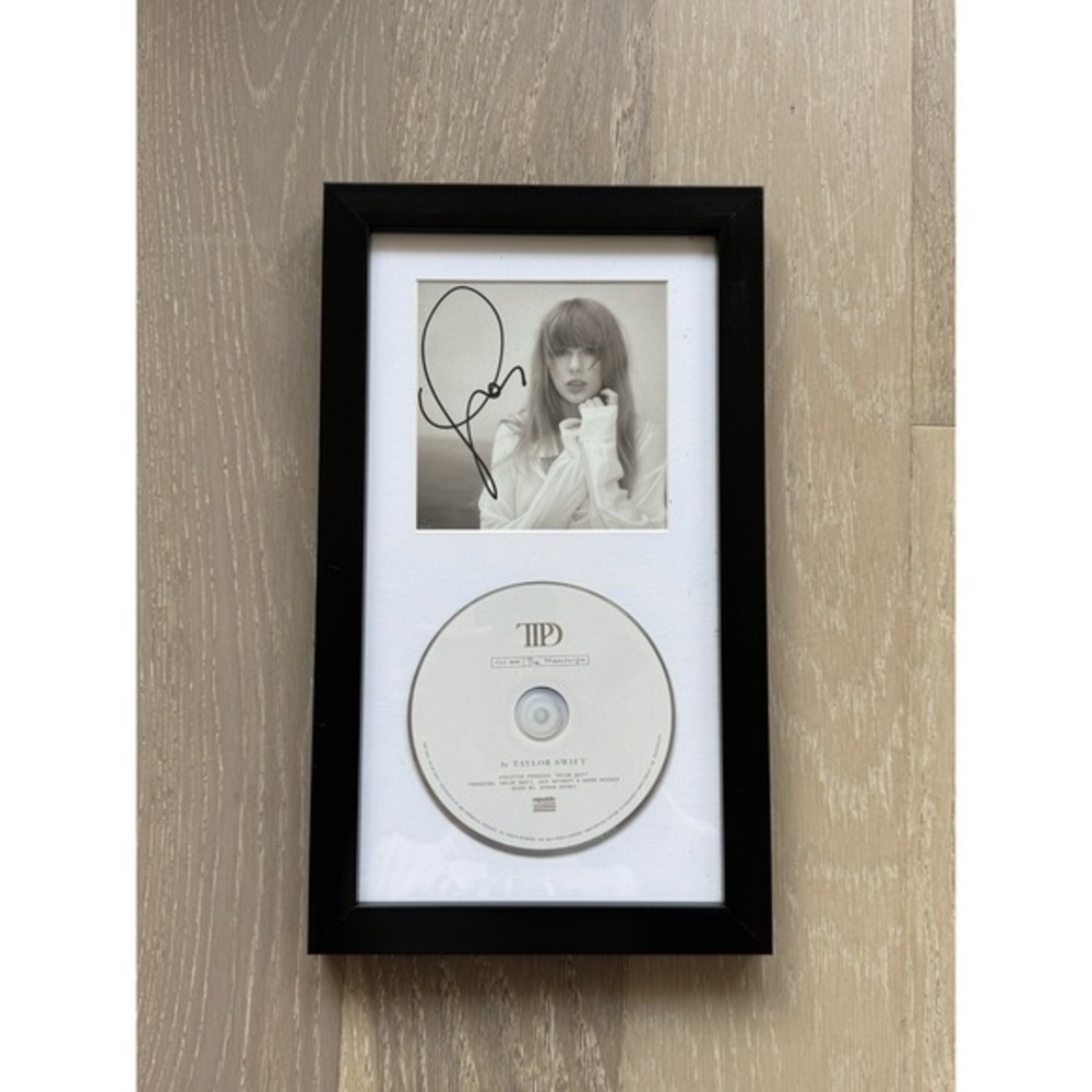 Taylor Swift Signed CD Cover Framed 100% AUTHENTIC TTPD SWIFTIE‎ ✅❤️ NEW DISPLAY